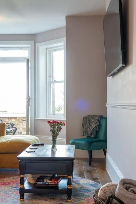 Stylish Beachfront Bolthole With Stunning Sea Views And Luxury Touches Herne Bay Dış mekan fotoğraf